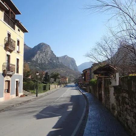 La Serna Arenas De Cabrales